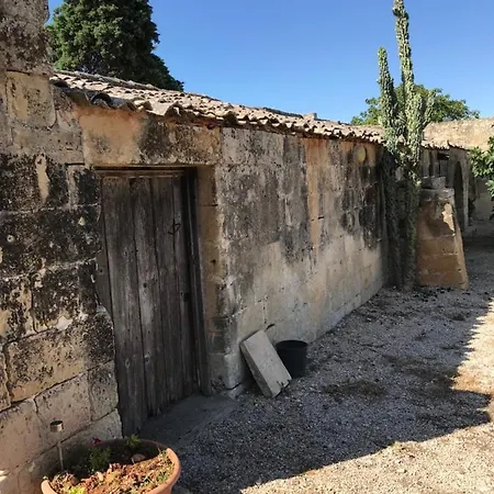Holiday home Masseria Pesanei Galugnano